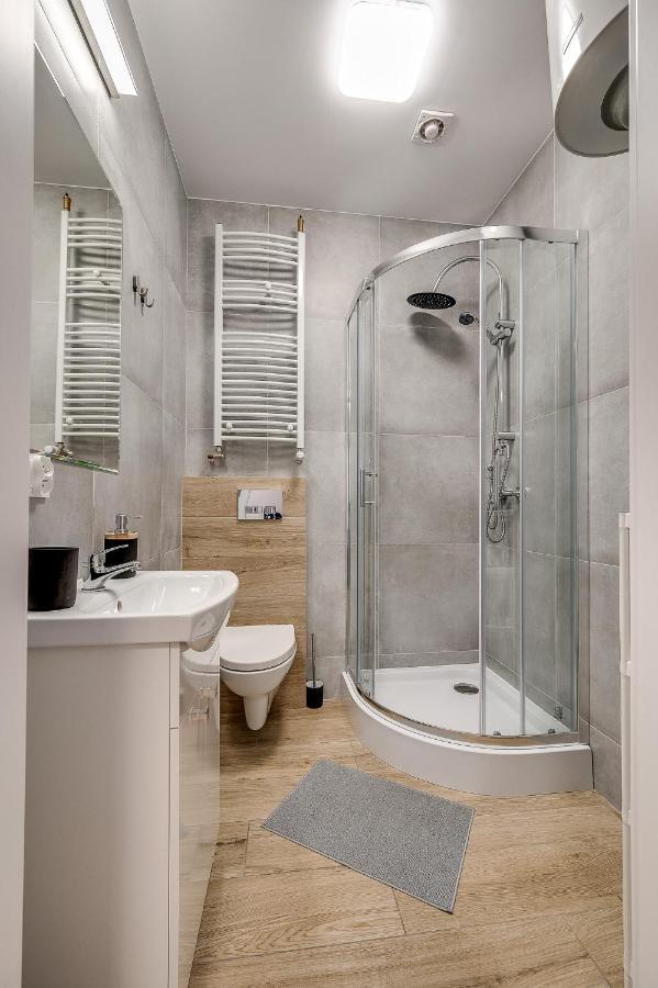 Central Platinum Apartments 18 ريبنيك المظهر الخارجي الصورة